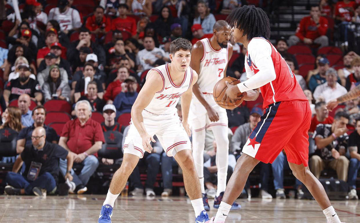 名此前被视 名此前被视