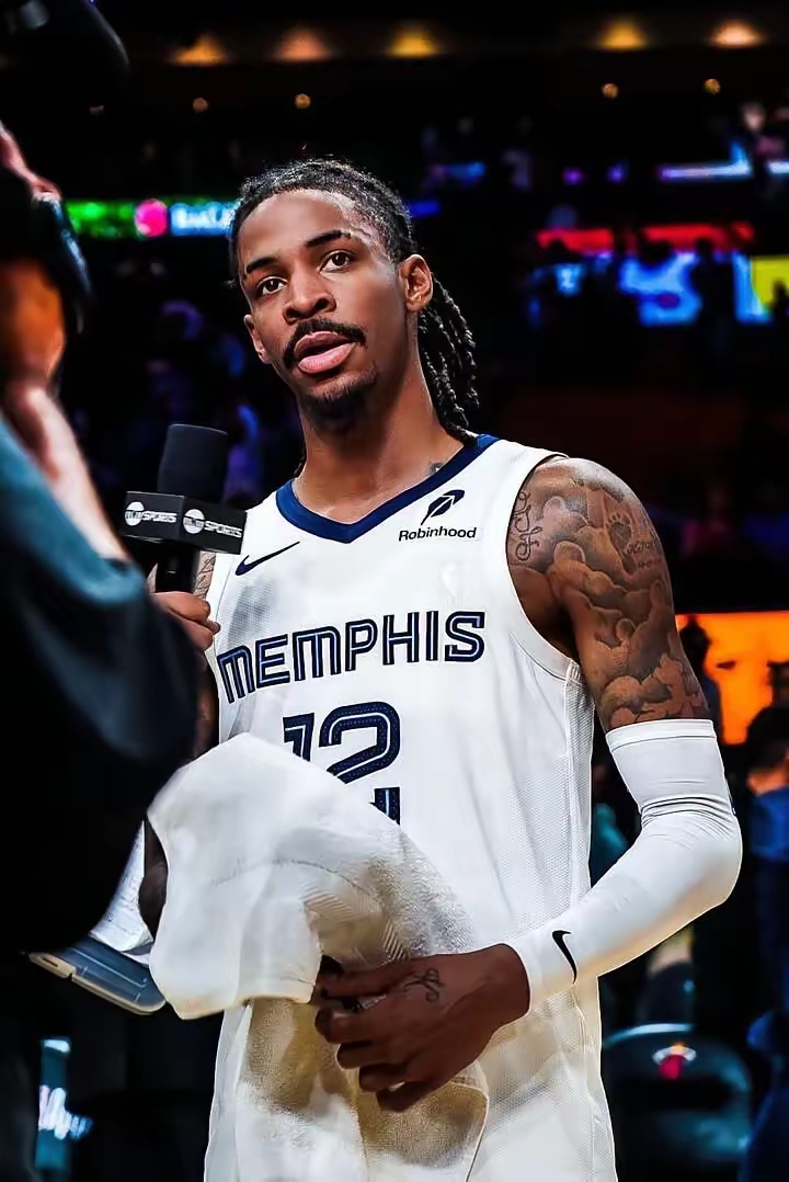 三条线的同 三条线的同